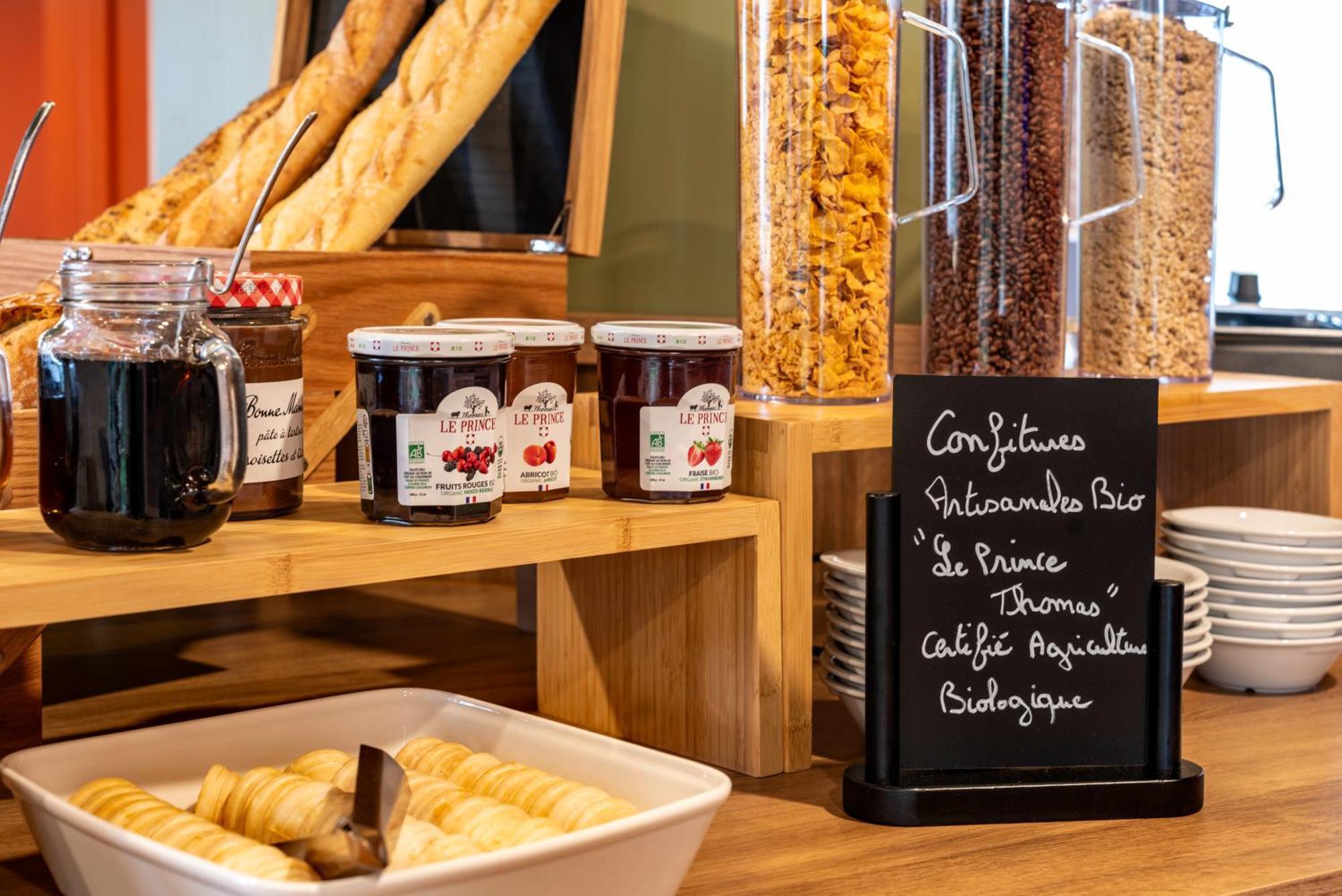 Ibis Styles Prevessin Geneve Aeroport Hotell Eksteriør bilde